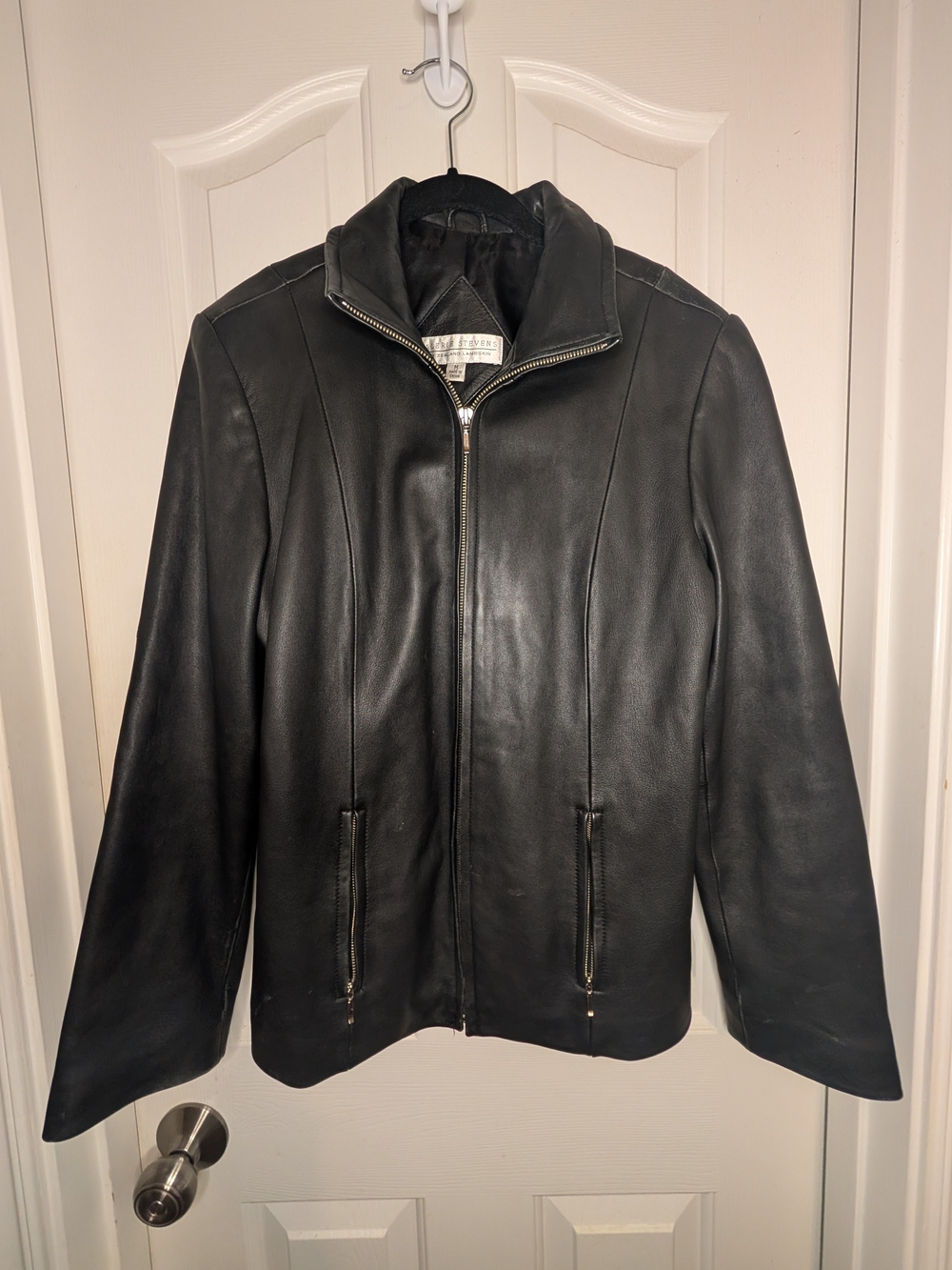 Valerie Stevens Women's Black Leather Zip-Front Jacket